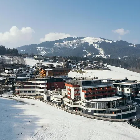 Kaiserblick 4 Sterne Superior Hotel 4*