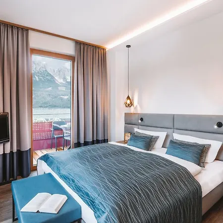 Kaiserblick 4 Sterne Superior Hotel 4*