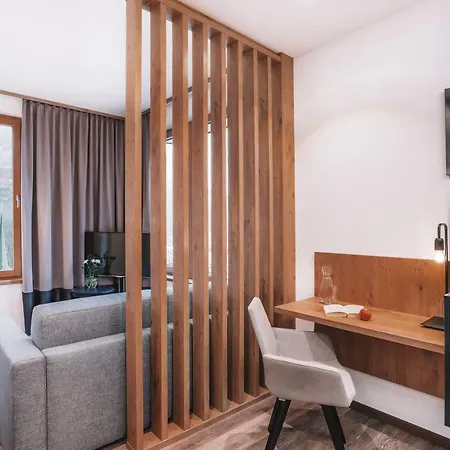 Kaiserblick 4 Sterne Superior 酒店 4*